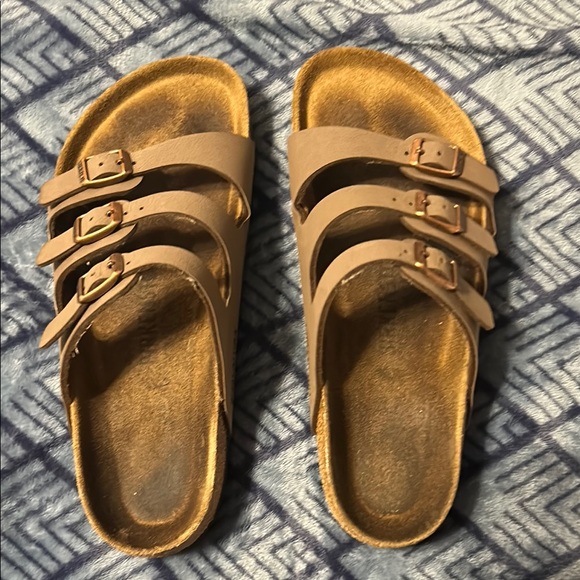Birkenstock Shoes - Womens 38 Birkenstock Florida Slides Soft Footbed